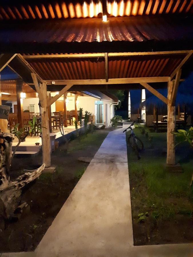 Coco Bale Hotel Gili Meno Luaran gambar
